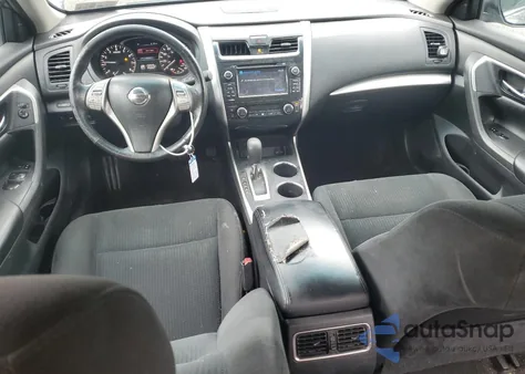 2015 Nissan Altima 2.5 из США, поврежденный, VIN 1N4AL3AP4FC455584